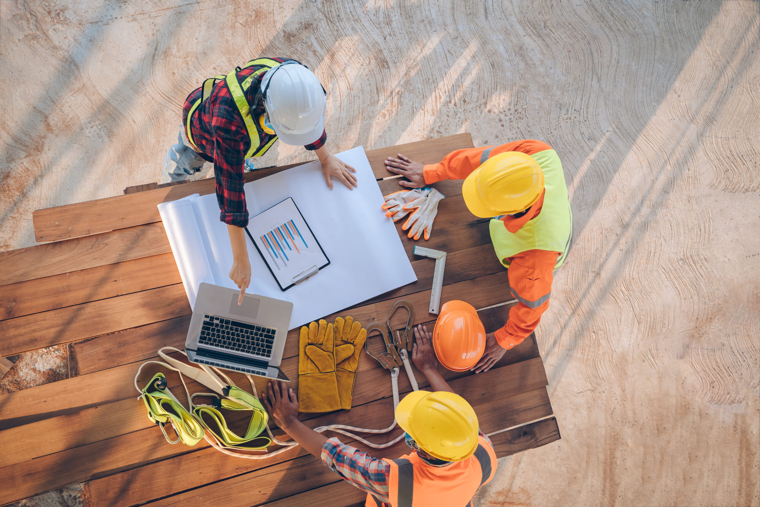Winter Work Days on Construction Sites Hold Unique Dangers