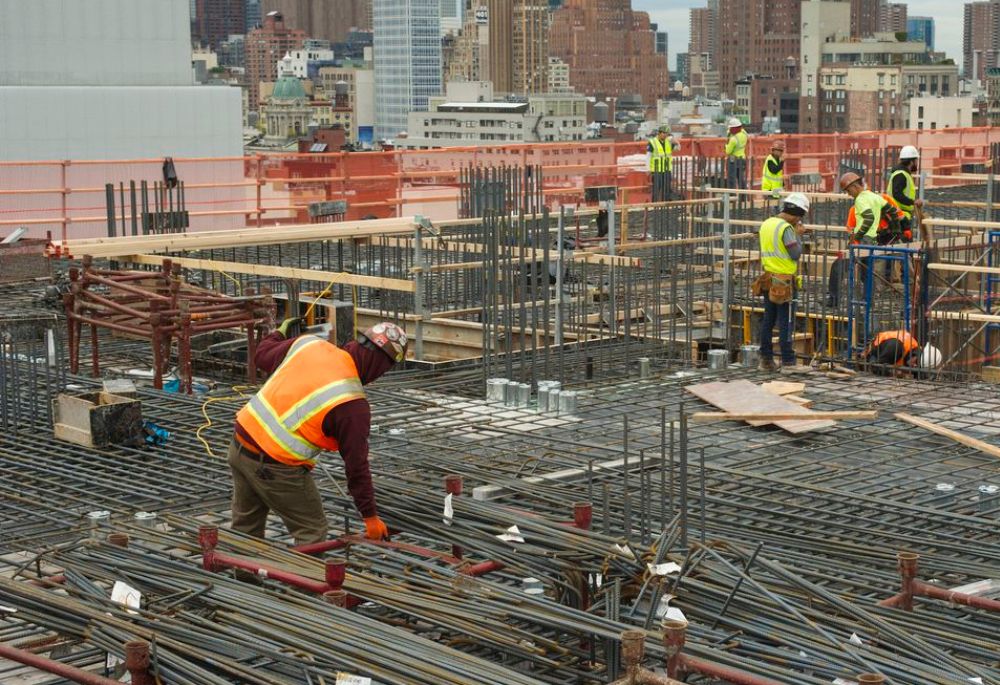 Who is at Fault for Falls on Construction Sites? - Featured Image