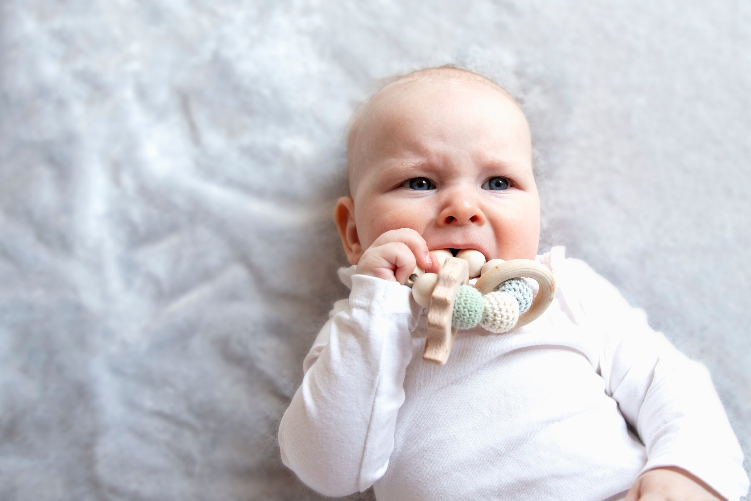 What Causes Frog Legs in Babies?